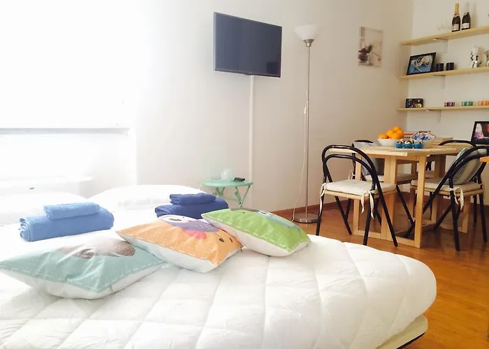 Orange Garden לינה וארוחת בוקר 4*