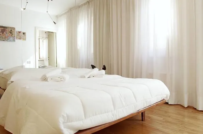 Orange Garden Bed & Breakfast 4*